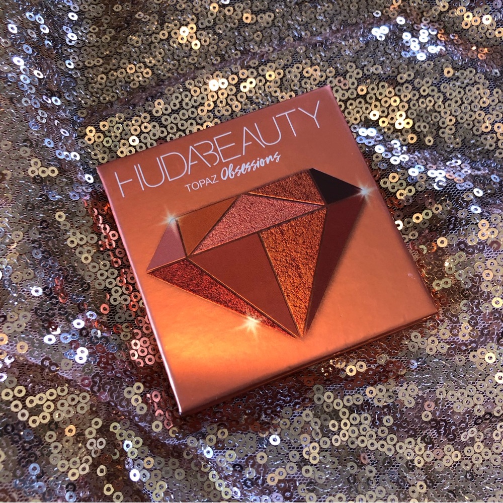 Huda Beauty Topaz Obsessions Eyeshadow Palette Never Been Used
